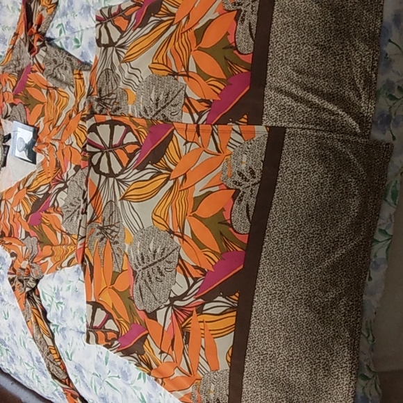 Tropical Leaf Print Maxi Dress - Picture 8 of 8